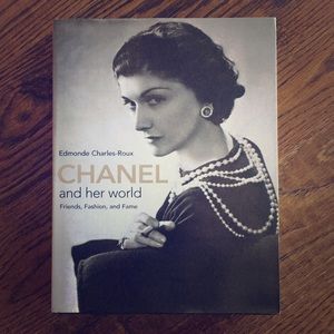 📚 🖤 Chanel and Her World coffee table book